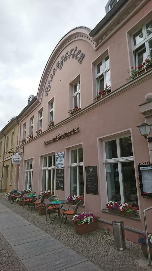 Restaurant Rosengarten نيوروبين المظهر الخارجي الصورة